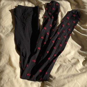 NEW Torrid Black Tights with darling Hearts size 1/2-fits size14-20.
